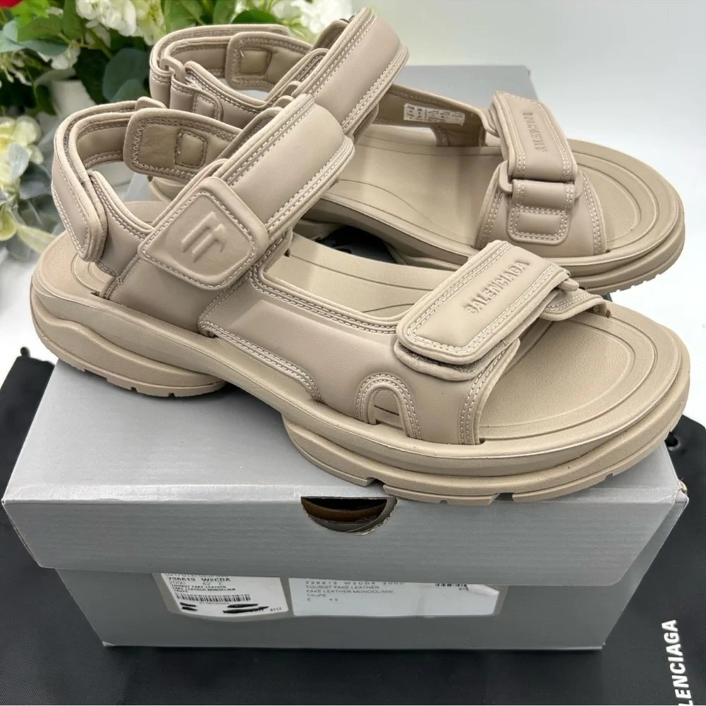 Men’s Balenciaga, Taurus sandals size 9 beige
